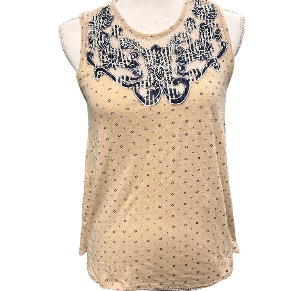 Lucky brand Small petite Linen Blend
Blue Embroidered Mesh Neck Tank Top